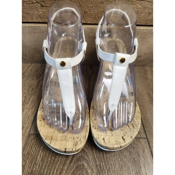 CHAPS Womens White Leather Wedge Heel Sandal Size 7.5 - Picture 2 of 7